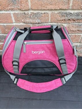 Bergan Pink & Gray Pet Carrier Bag NEVER USED SMOKE FREE HOME